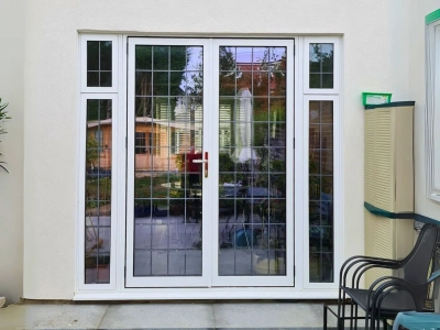 Hertiage-Doors-with-Georgian-Bar-Crittall-Style-French-Doors-Idea-Durajoin-Windows-and-Doors-Project